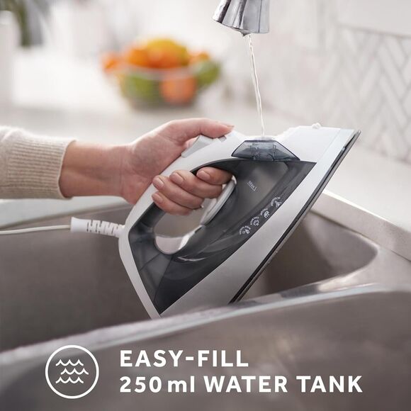 SUNBEAM CLASSIC STEAM IRON, NON-STICK PLATE W/PRECISION TIP #32610003 OPEN BOX - Picture 16 of 16